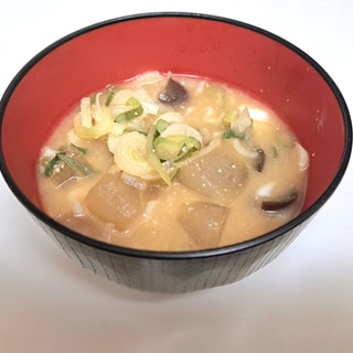 生姜香る♪夏野菜の味噌汁